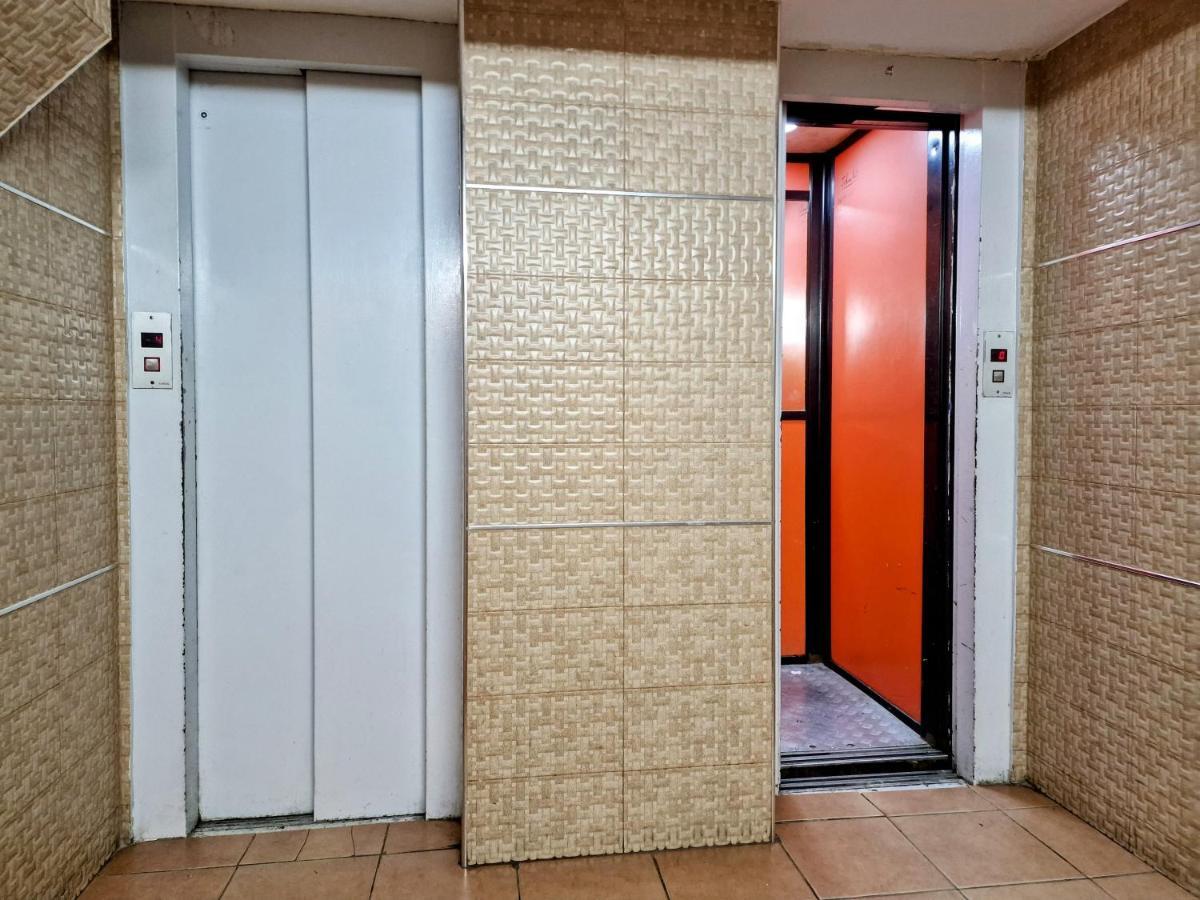 City Block Wilson - Free Parking ティラナ エクステリア 写真